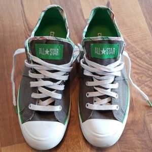 Converse Lady All Star, Size 9